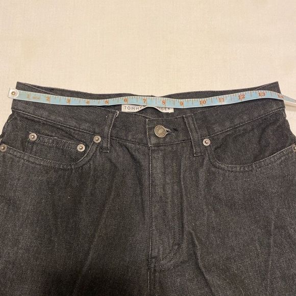 Vintage Tommy Hilfiger Logo Jacket & Jeans - Picture 6 of 10